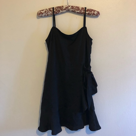 EXPRESS square neck ruffle mini dress - Picture 3 of 6